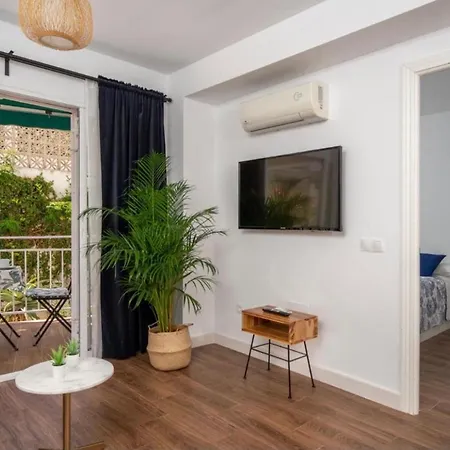 Bonito Apartamento En La Carihuela Torremolinos